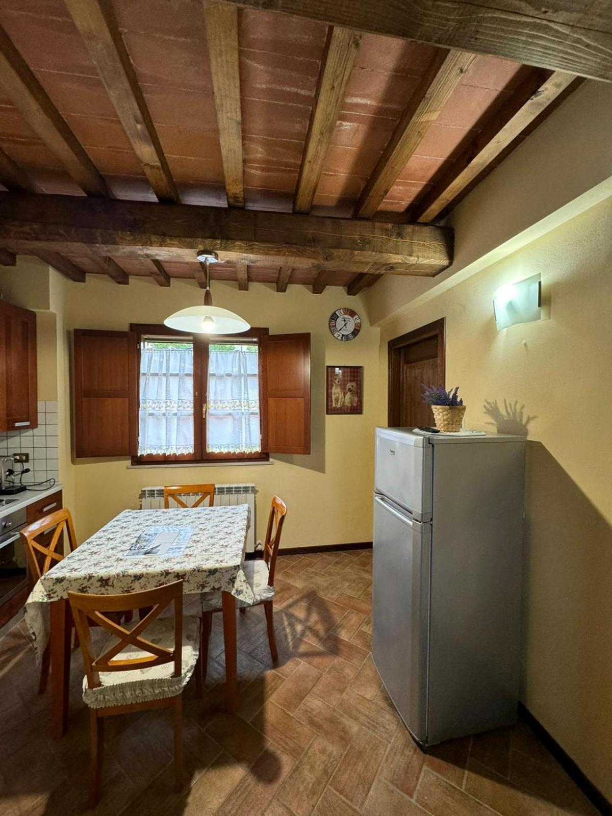 Appartamento Con Piscina Il Borghetto - Vicino San Gimignano Гамбасси-Терме Экстерьер фото